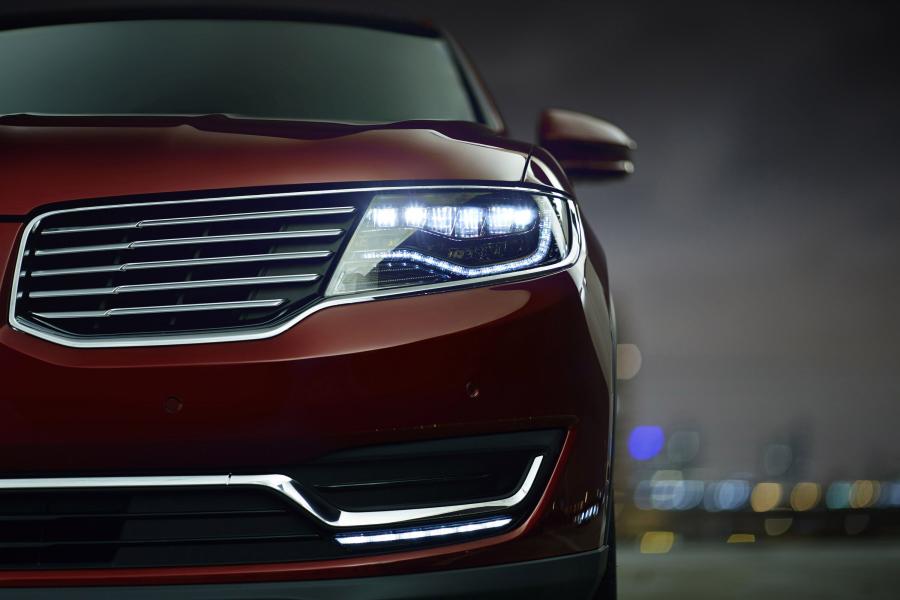  Lincoln MKX 2015 года  (фото 2 из 26)